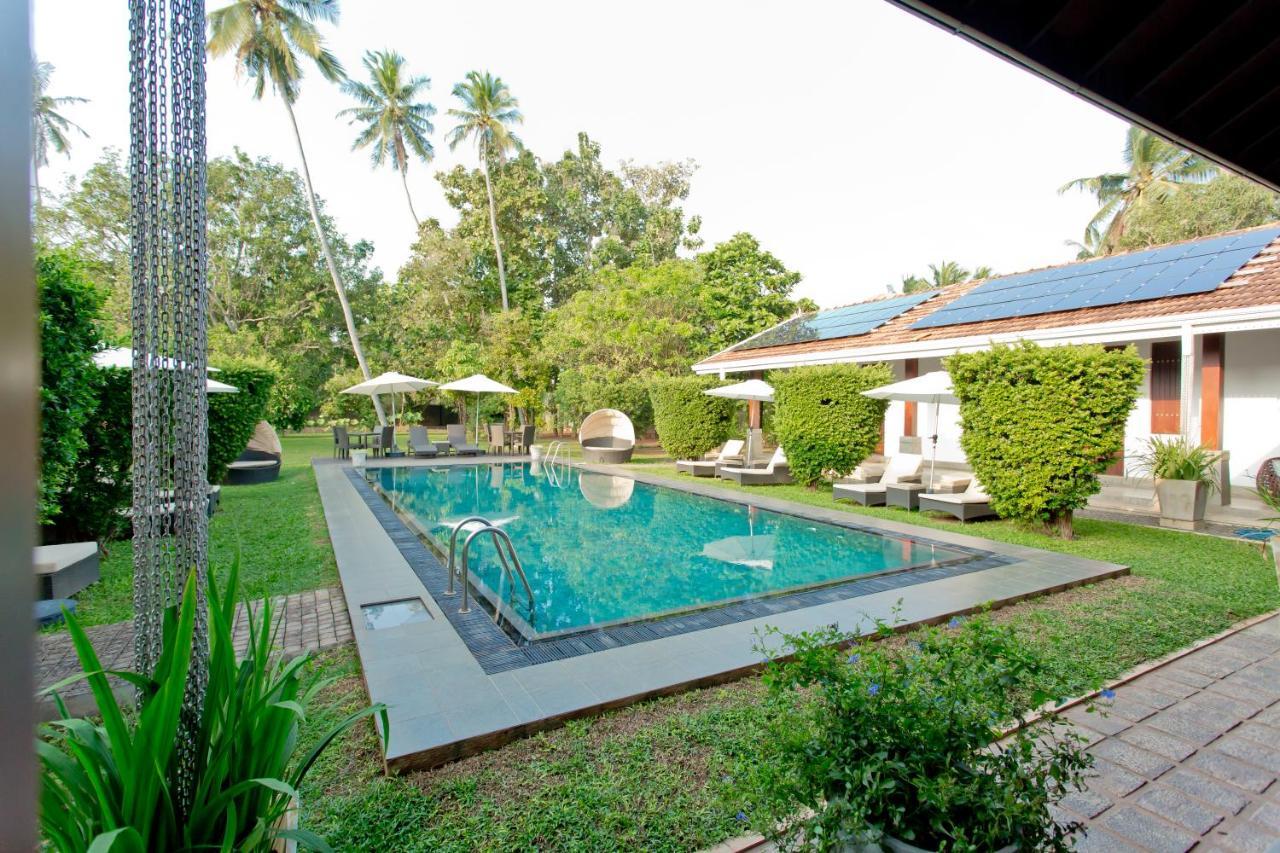 Swanee Grand Hotel Negombo Bagian luar foto
