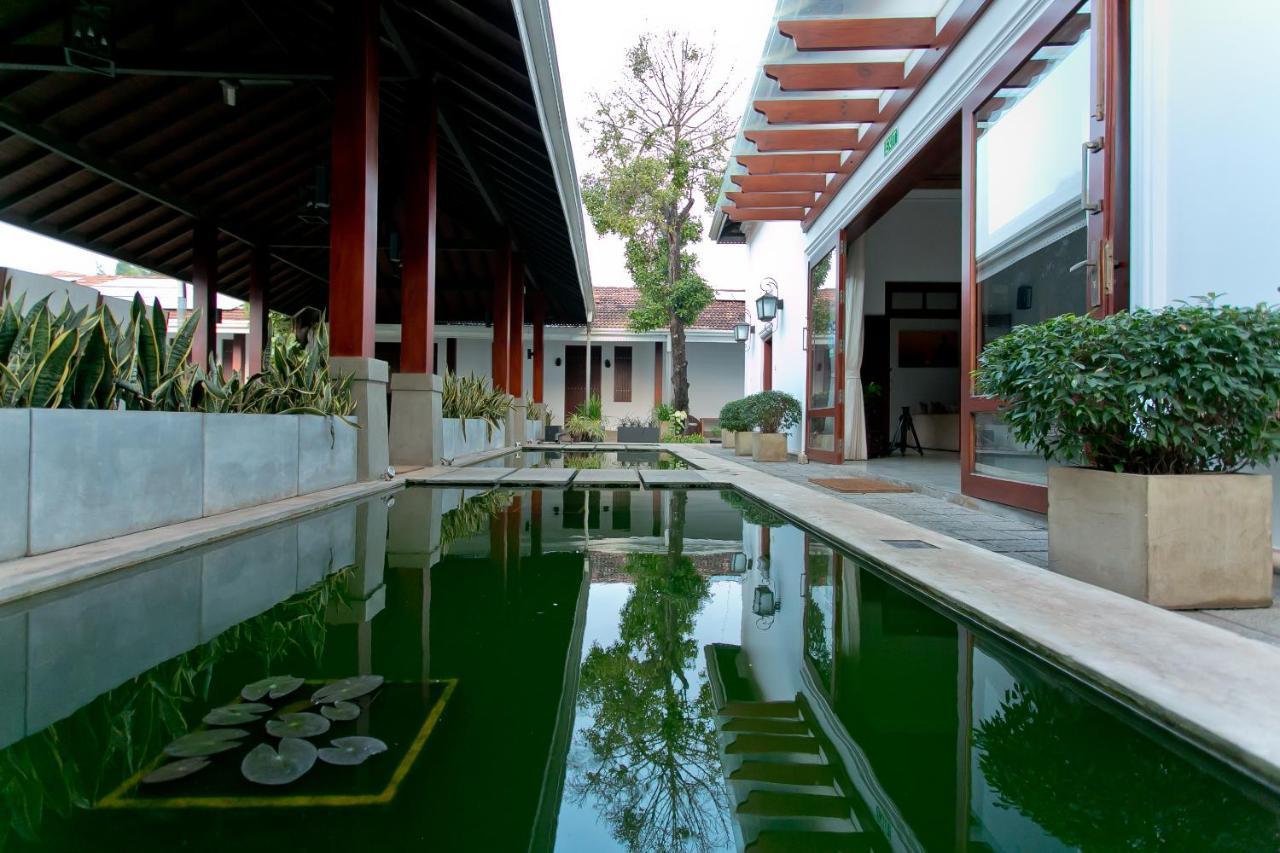 Swanee Grand Hotel Negombo Bagian luar foto